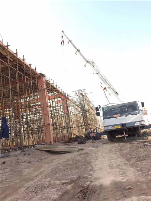 密山市25 吨、50 吨吊车怎么选？多大重量 / 半径适合对应车型？